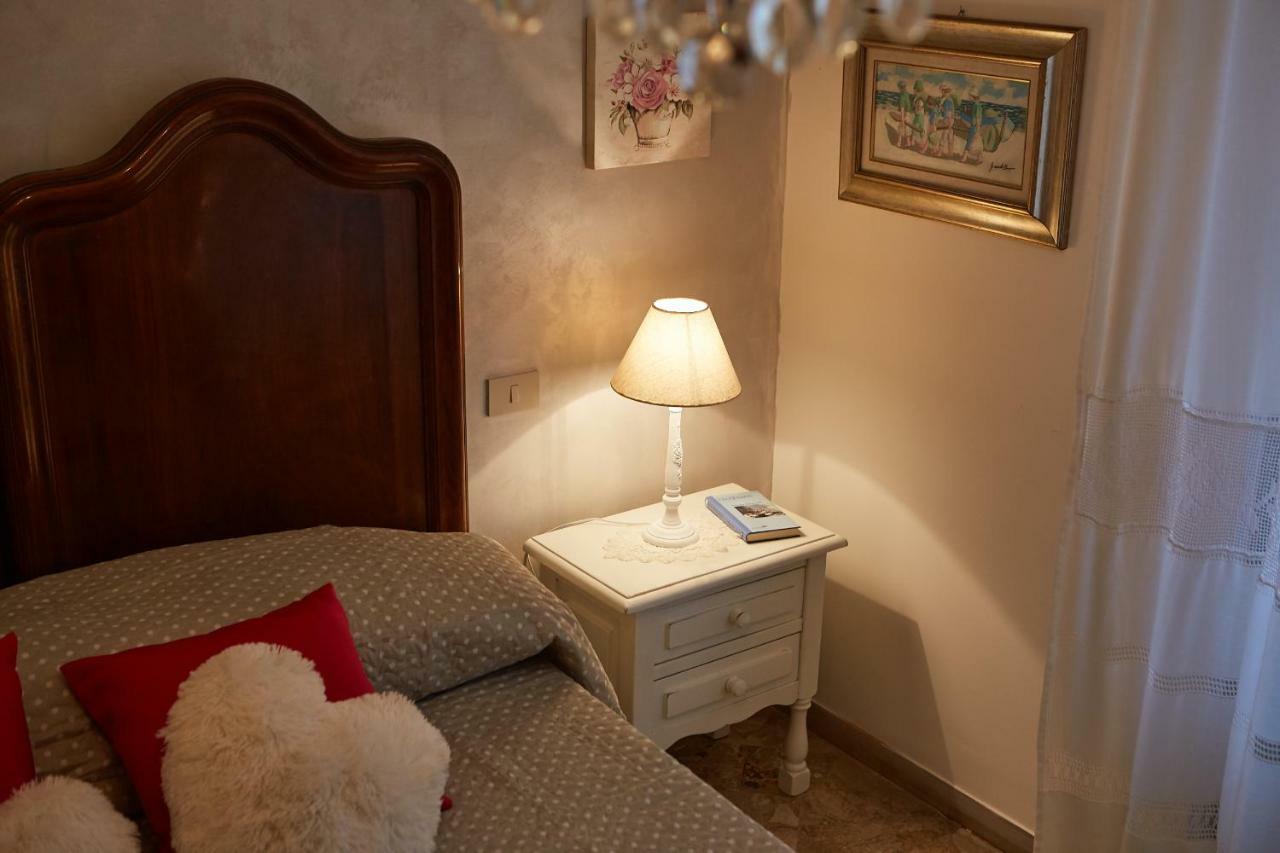 B&B Attico 147 Arezzo Bagian luar foto