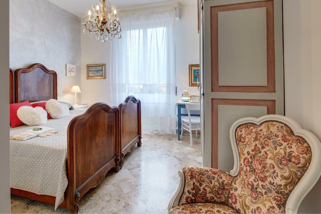 B&B Attico 147 Arezzo Bagian luar foto